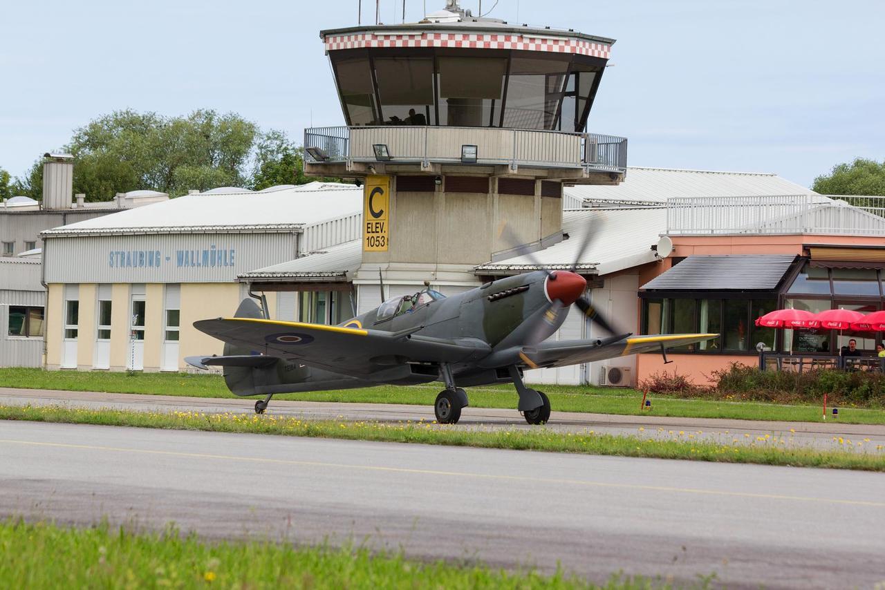 Flugplatzrestaurant Wallmuhle Hotel Atting Kültér fotó
